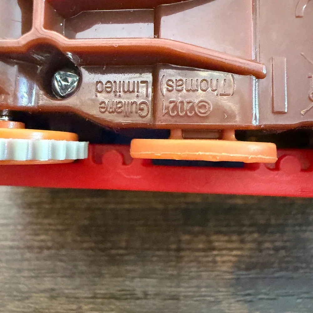 Mattel Thomas & Friends‎ Toy Train Blue Thomas Mud Splat Motorized HDY59
